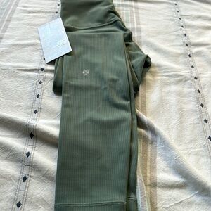 Lululemon Wunder Train Ribbed HR